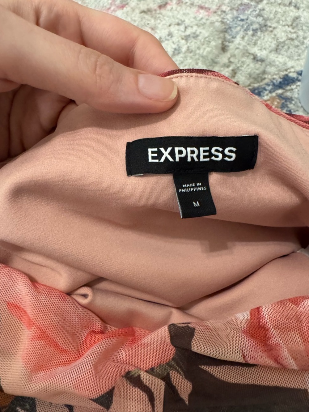 Express Pink Floral Ruched Midi Skirt - Picture 5 of 9